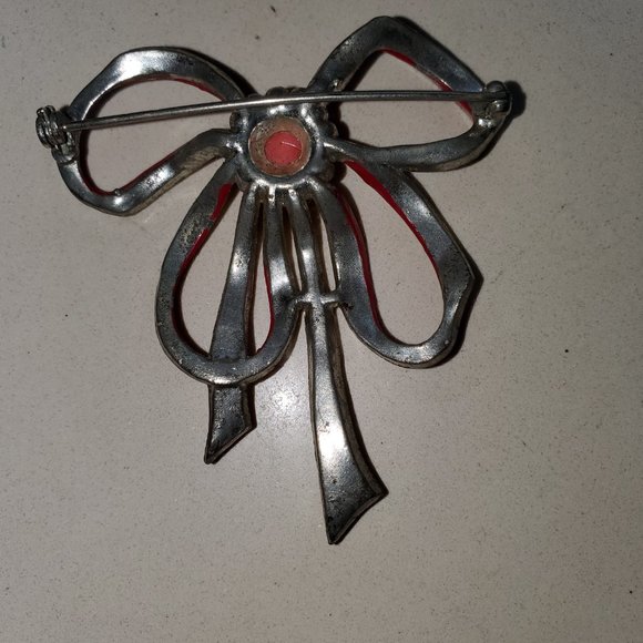 TRUE VINTAGE RED ENAMEL AND RHINESTONE PIN - Picture 2 of 2